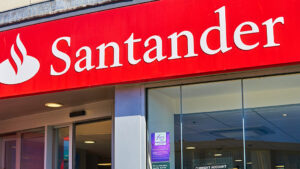 Mortgage Market Jitters: More Deals Withdrawn Amid Rate Hike Concerns