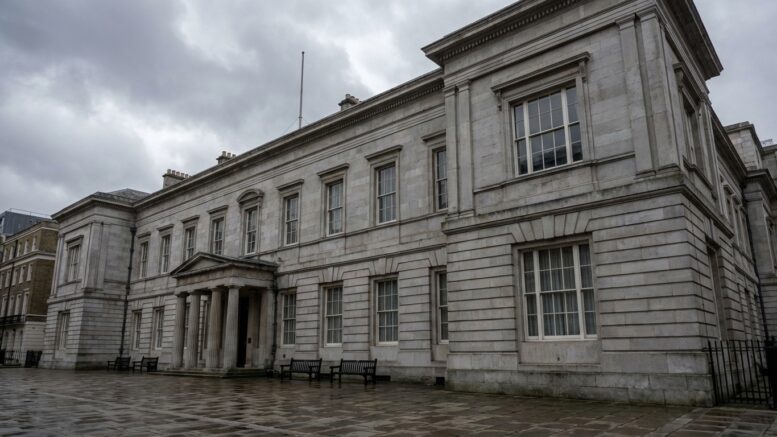 Government building as CGT receipts hit record high