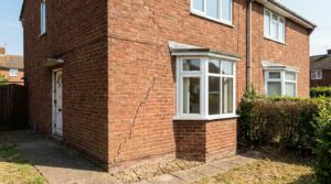 ABI: subsidence claims reach £20,000 after hot weather