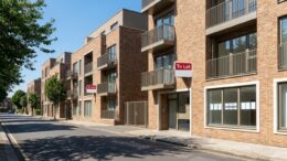 London rental homes with To Let boards